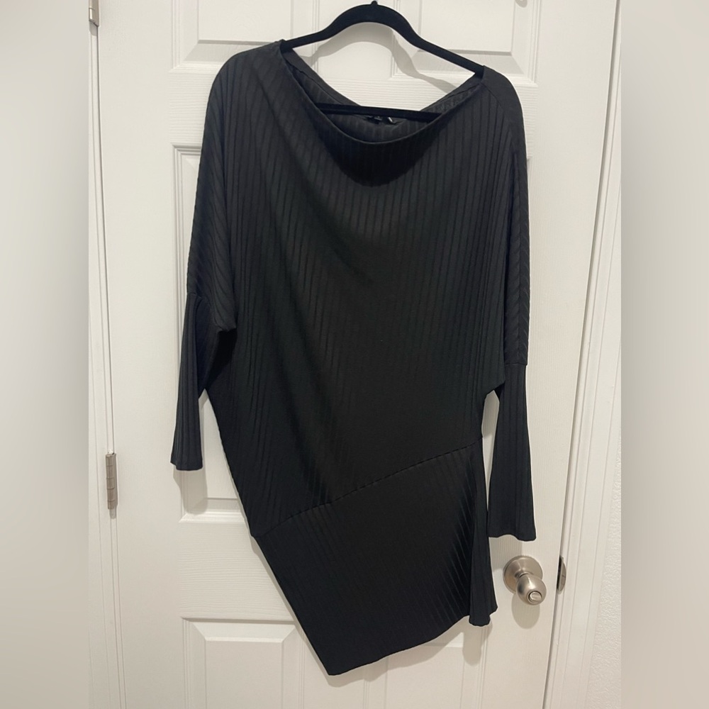 Black off the shoulder Fashion Nova dress